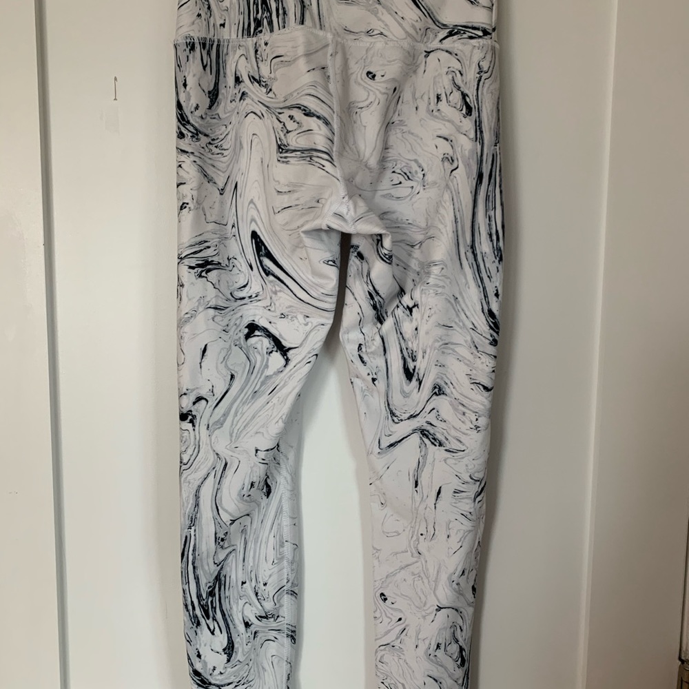Lululemon Doupes